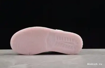 Low Jordan 1 0513